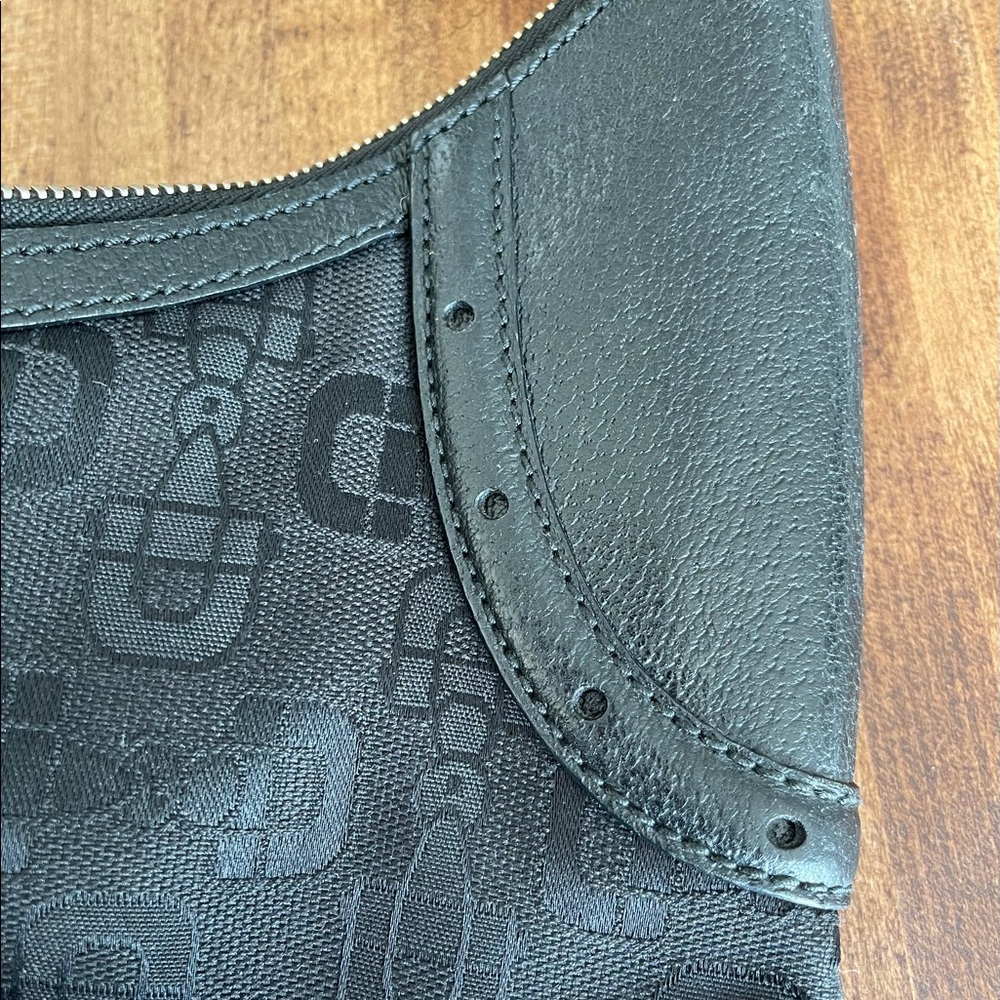 Authentic Gucci Hobo Bag!! - Picture 5 of 13